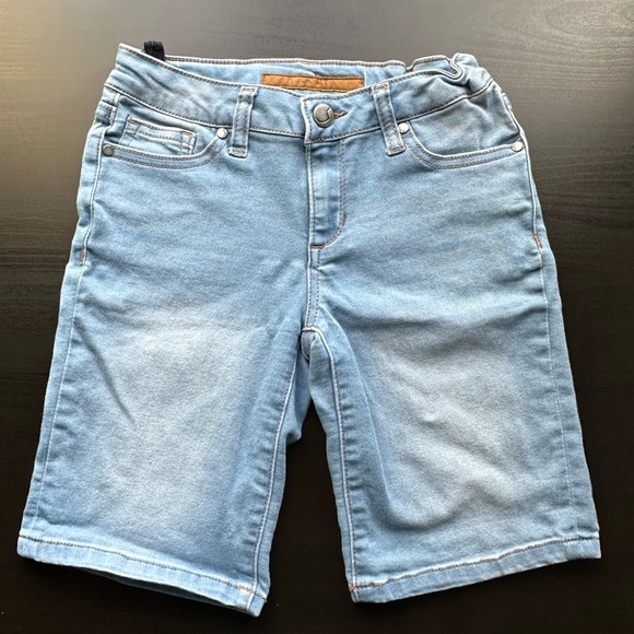 Joe’s Jeans Kids Lightwash Knee Length Soft Stretchy Shorts Size 10 EUC - Picture 3 of 7